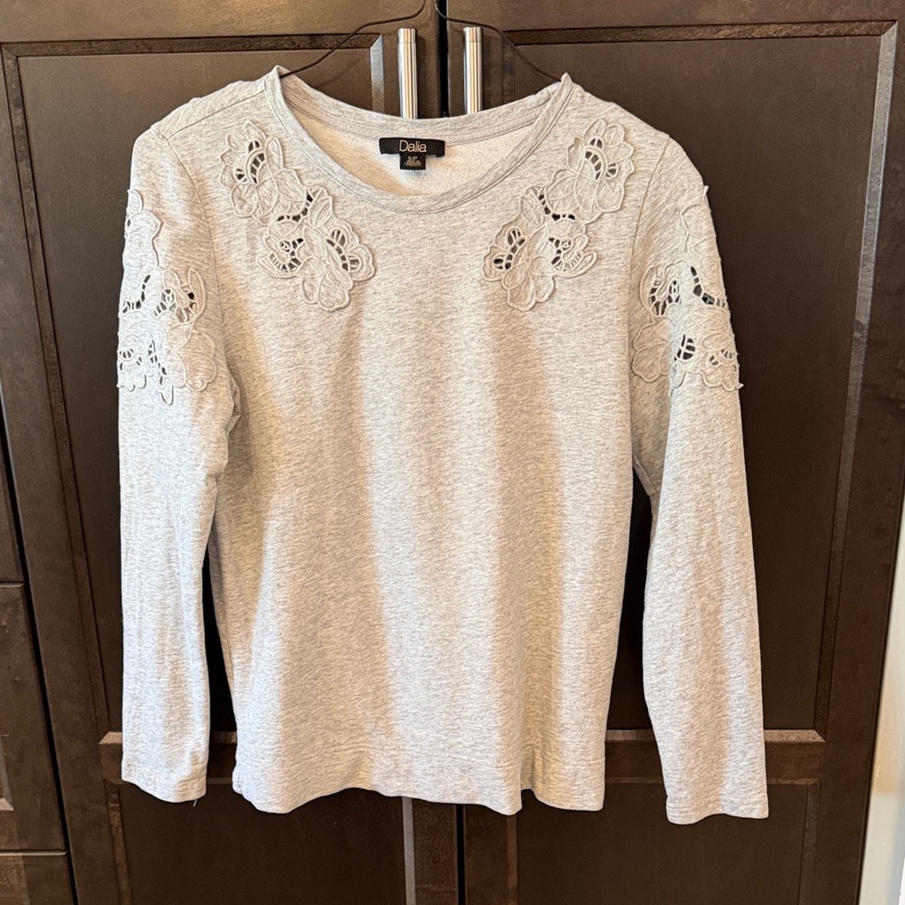 Dalia Light Gray Top with Lace Sleeves